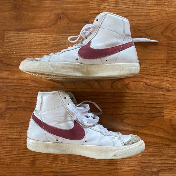 Blazers - Picture 2 of 2